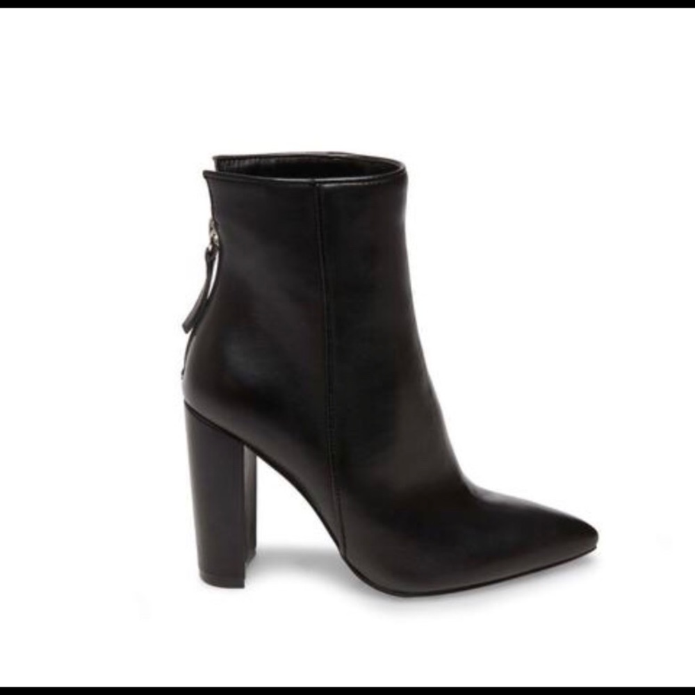 Steve Madden Trista Bootie
